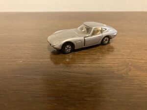 Coches Tomica 5-1 2000GT 160