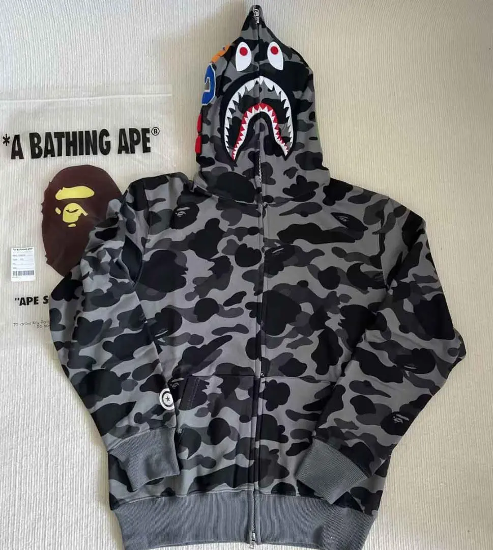 新品未使用 A BATHING APE グレー迷彩シャークフードパーカー