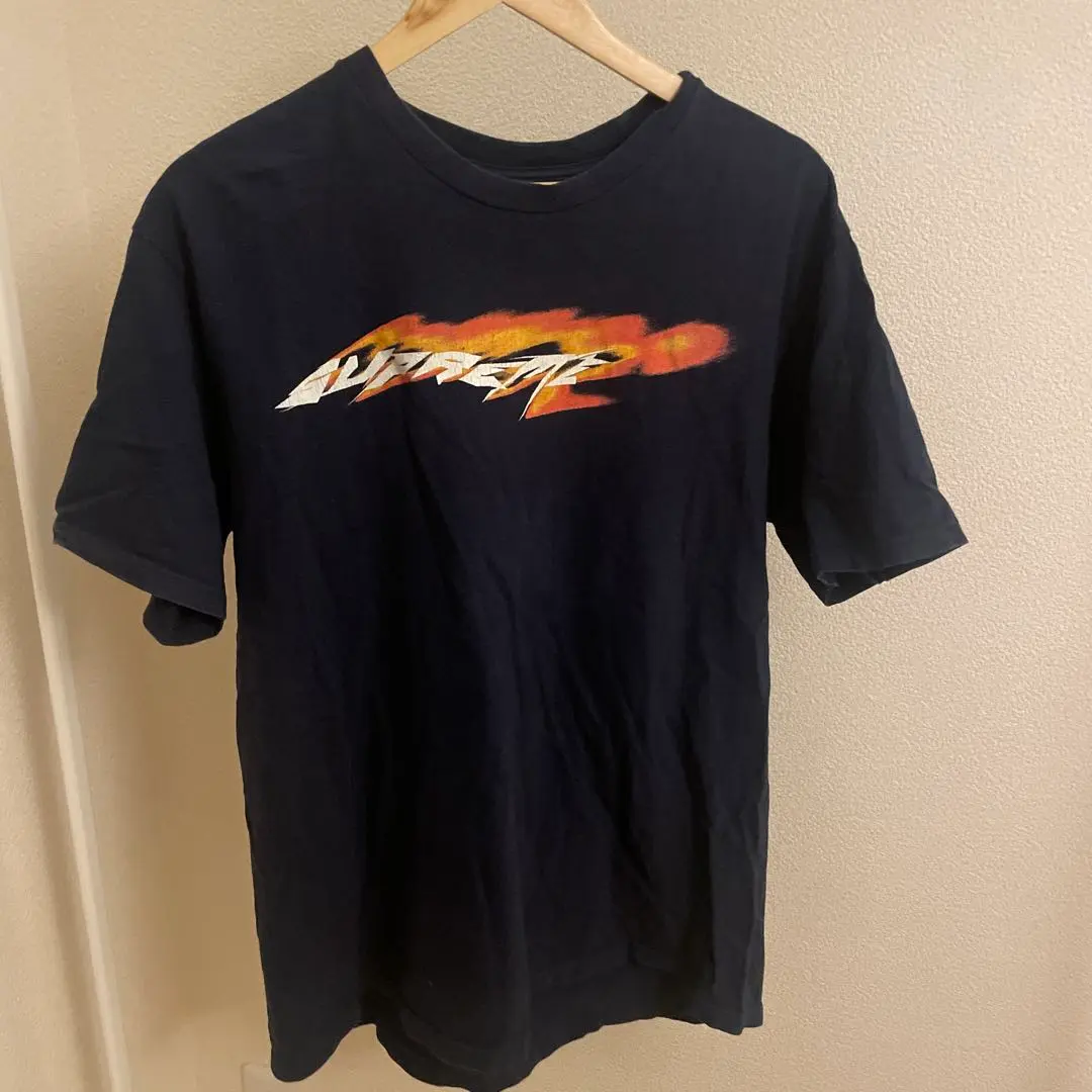 ネイビー フレイムプリント Tシャツ