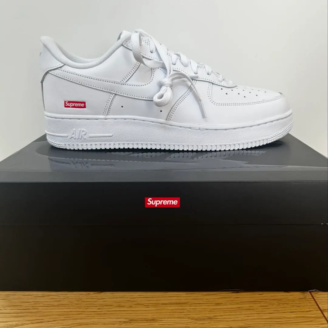 【新品未使用】　ナイキ×シュプリーム エアフォース1 30.0cm