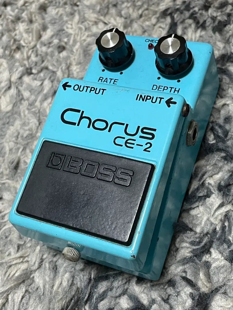 【ビンテージエフェクター】BOSS CE-2 銀ネジ 状態良好 本体のみ