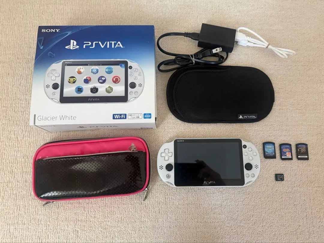 【美品】PlayStation Vita pch-2000 ソフト付
