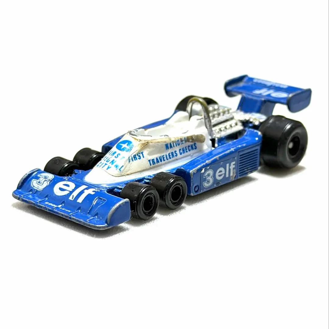 日本製トミカ　タイレル P34 フォード　ミニカー