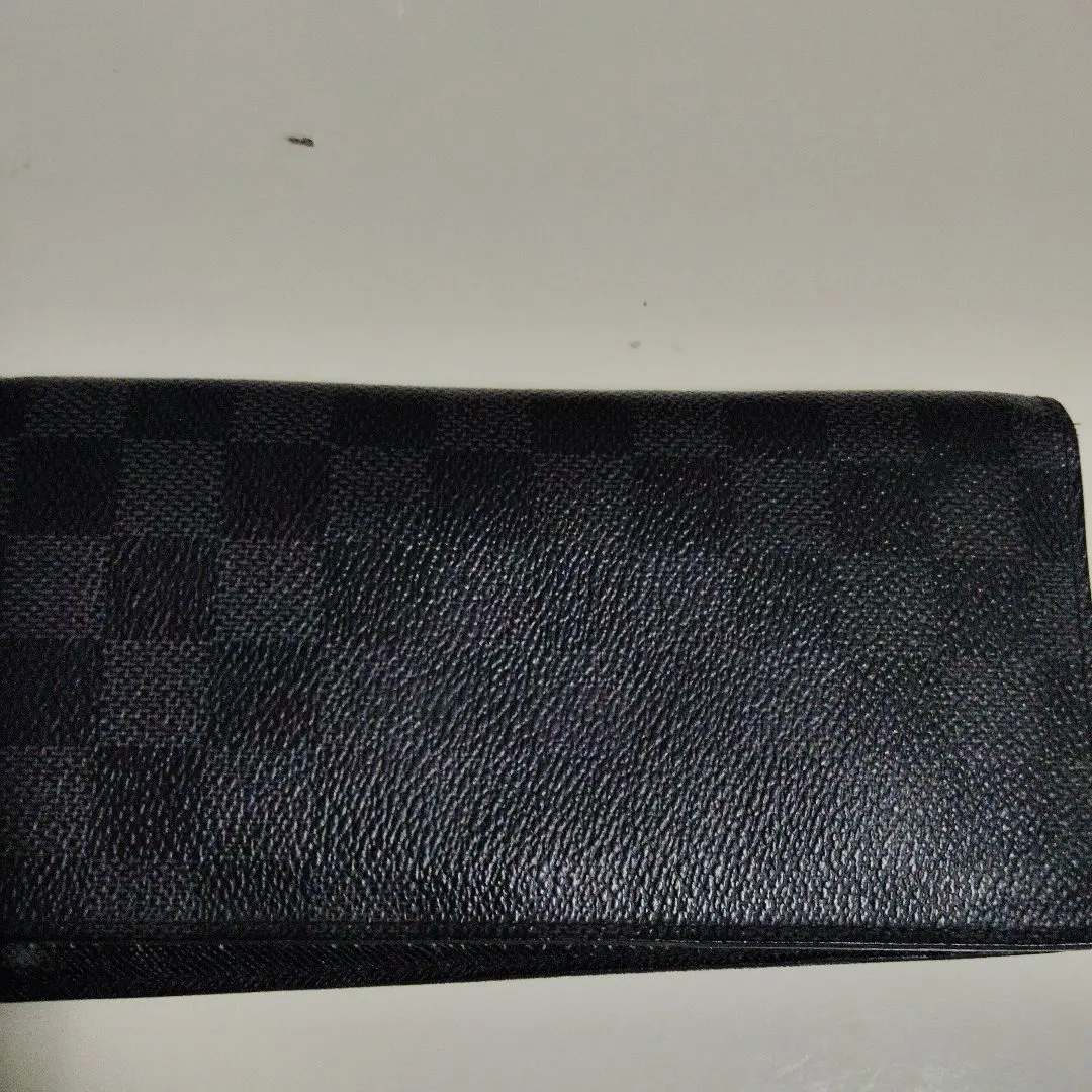 Louis Vuitton ダミエ グラフィット 長財布