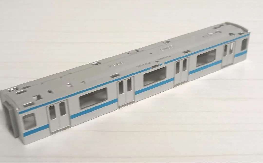 Tomix製　209系　京浜東北線色　ボディ①