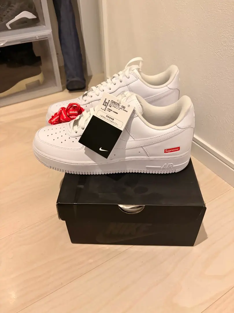 Nike Air Force 1 Supreme ホワイト　新品