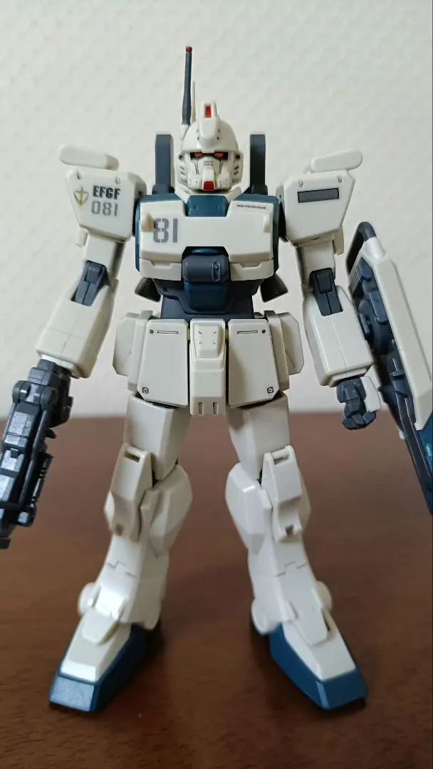 HGUC ガンプラ ガンダムEz8 完成品