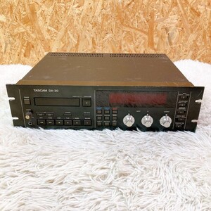 Audio Equipment TASCAM DA-30 DAT