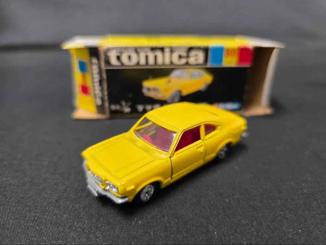 トミカ黒箱80マツダサバンナGT(日本製)
