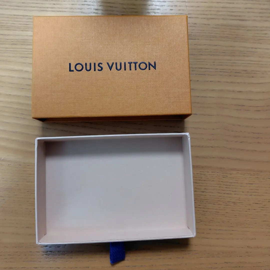 LOUIS VUITTON 空箱 ギフトボックス