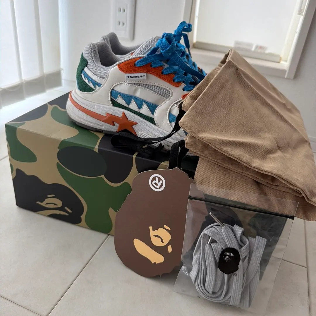 A BATHING APE BAPESTA スニーカー