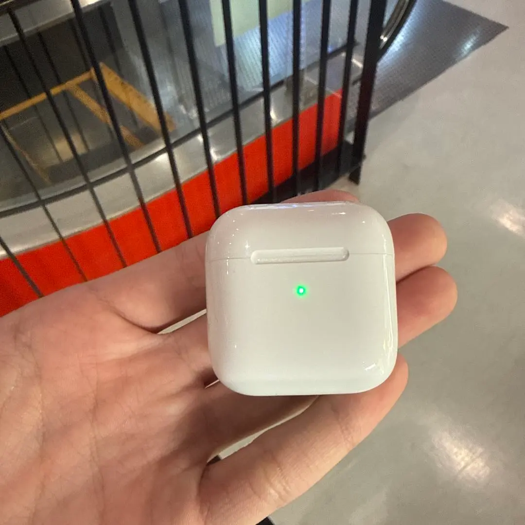 女子高生の使用済みワイヤレスイヤホン