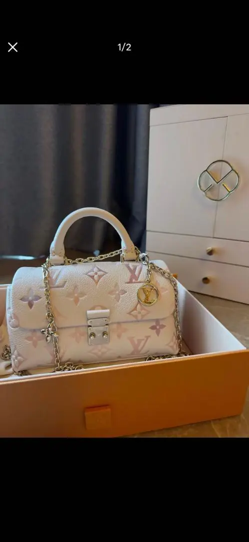Louis Vuitton ショルダーバッグ ホワイト/ピンク