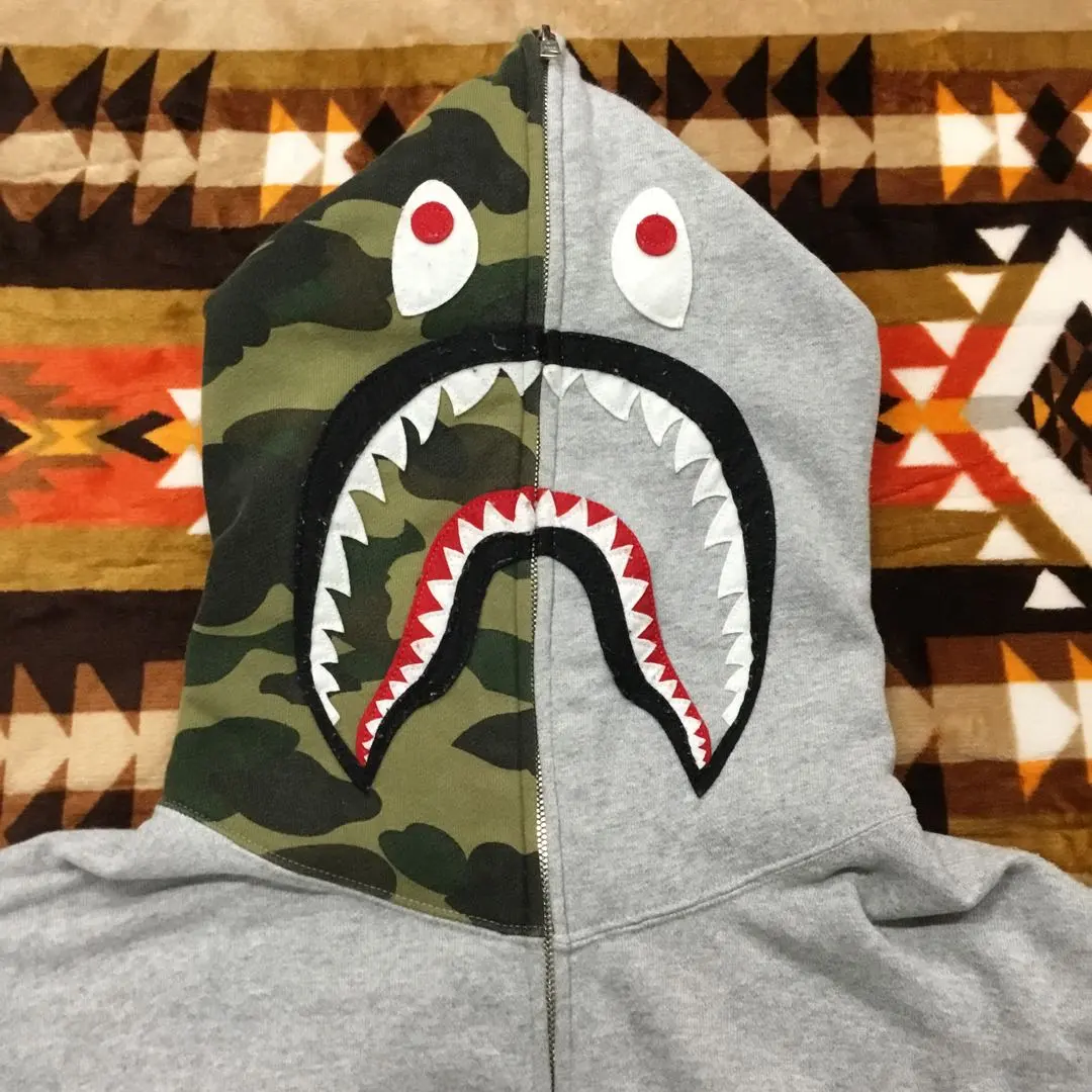 A BATHING APE ア ベイシング エイプ パーカー サイズL 古着