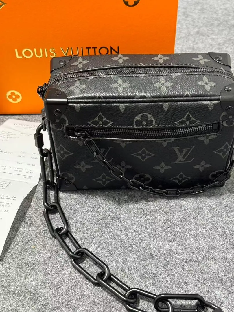 Louis★ Vuitton ブラックショルダーバッグ★