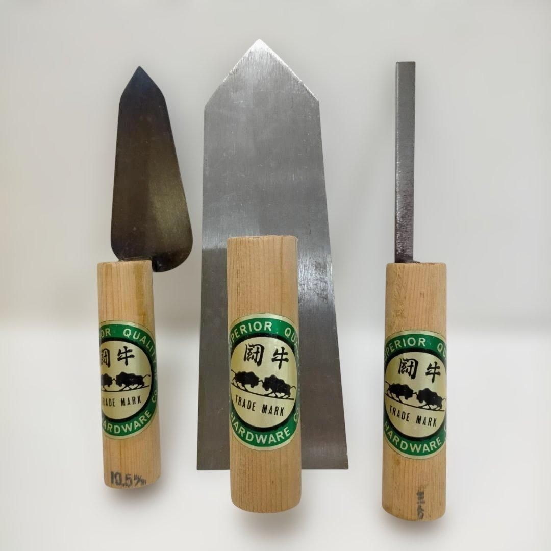 伊藤ハードウェア 左官コテ3本セット SUPERIOR QUALITY 仕上げ用 中塗り用 目地コテ DIY 大工道具 建築工具 プロ用 現場用品　260227-7Y