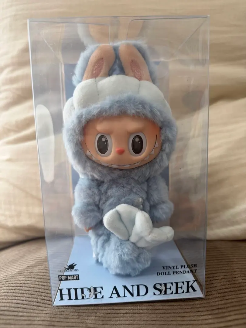 シンガポール限定 ラブブ POP MART HIDE AND SEEK