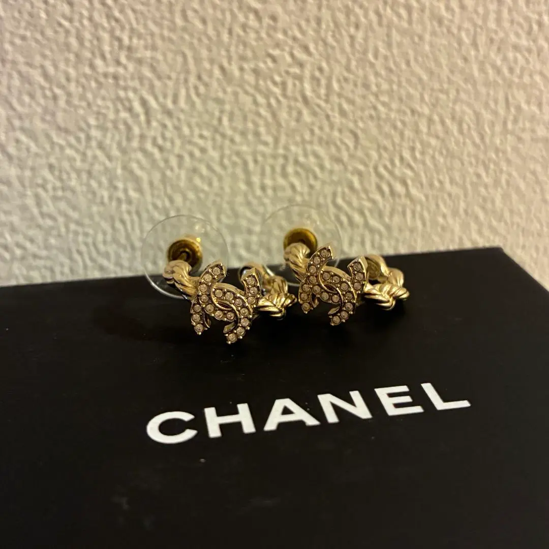 CHANEL ラインストーン フープピアス ABH177 B23560