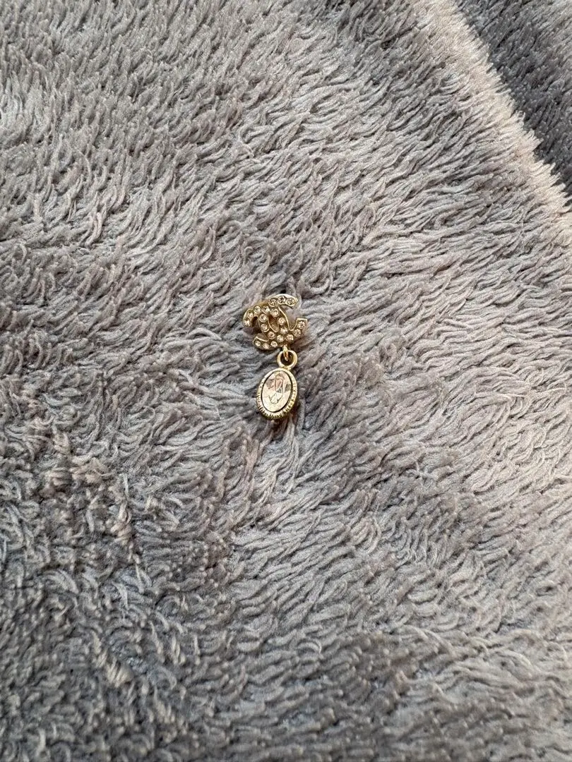 CHANEL ピアス 片耳