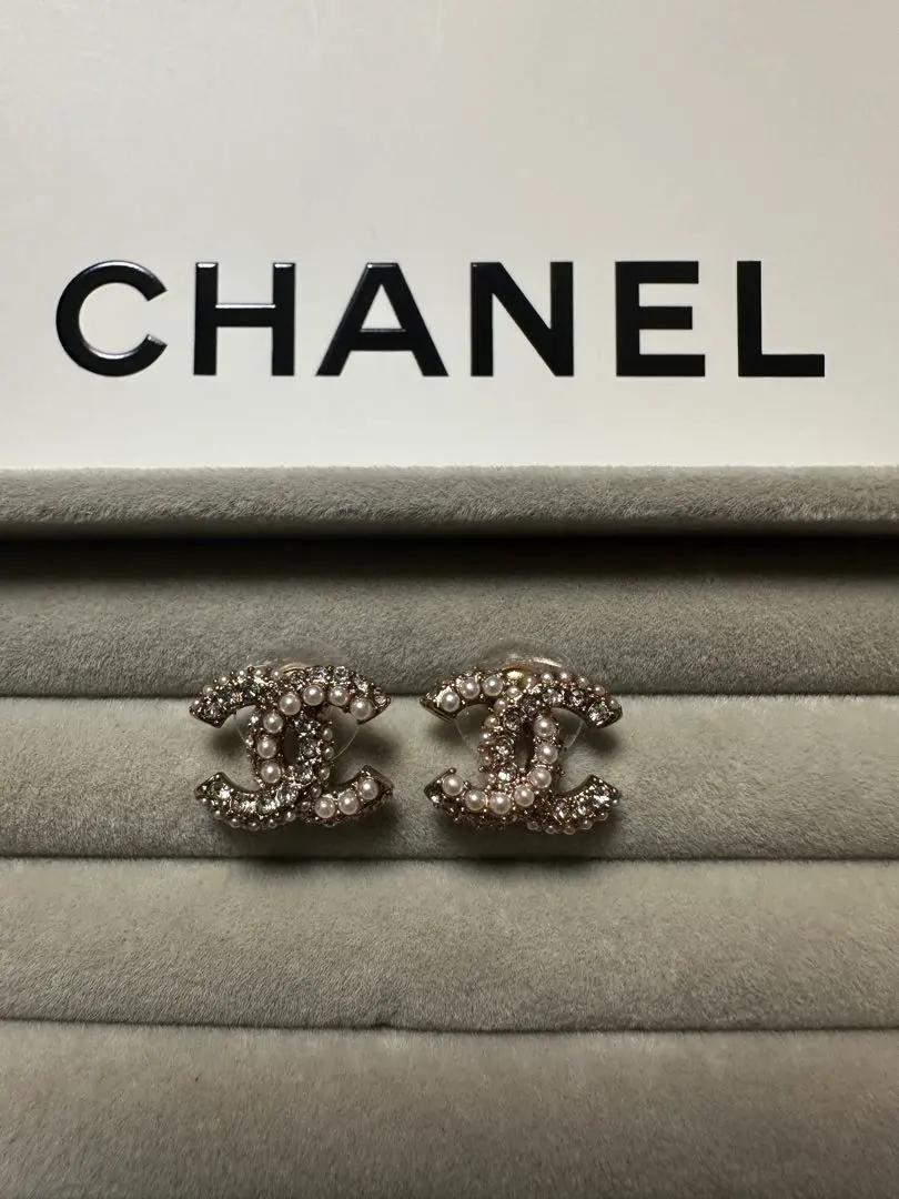 【CHANEL】パール ビジュー ピアス ヴィンテージ