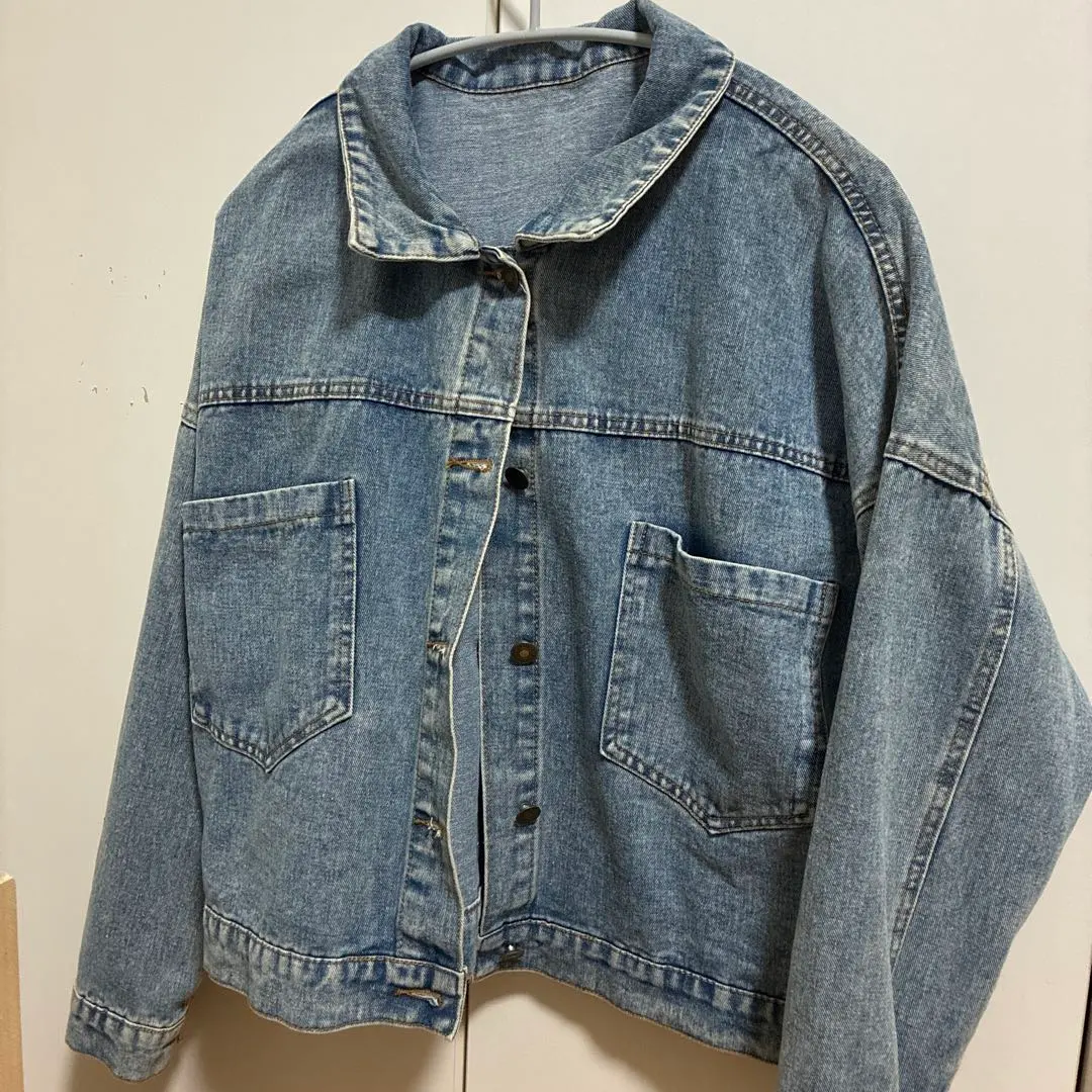 ライトブルーデニムジャケット