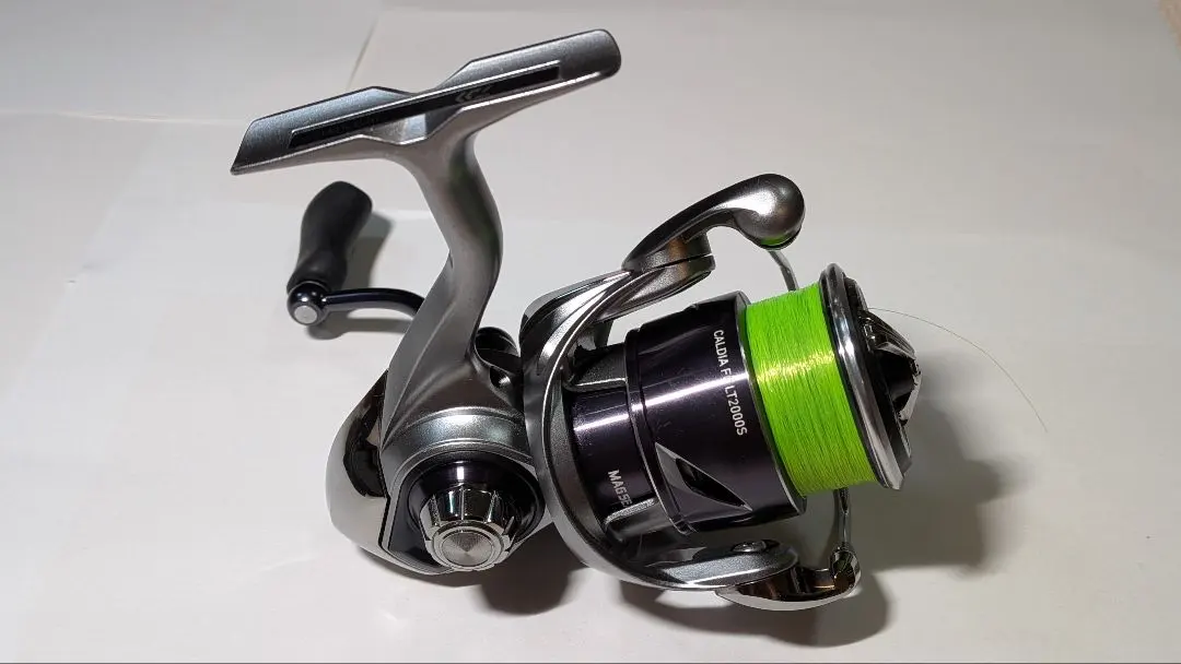 Daiwa CALDIA FC LT2000S スピニングリール 本体