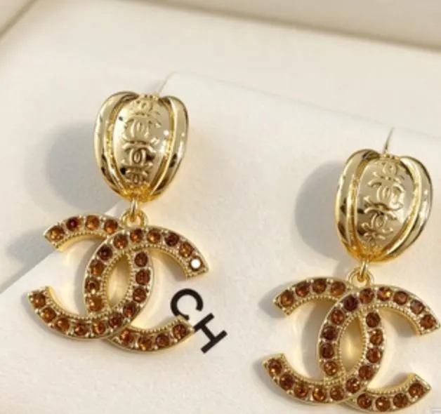 CHANEL ココマーク ブラウンラインストーン ペンダントイヤリング