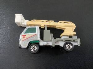 Tomica  