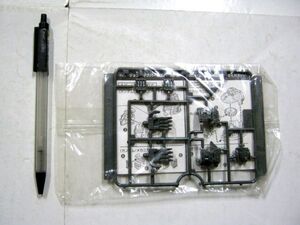 Gundam Gunpla kits grades A HG 2001 3339