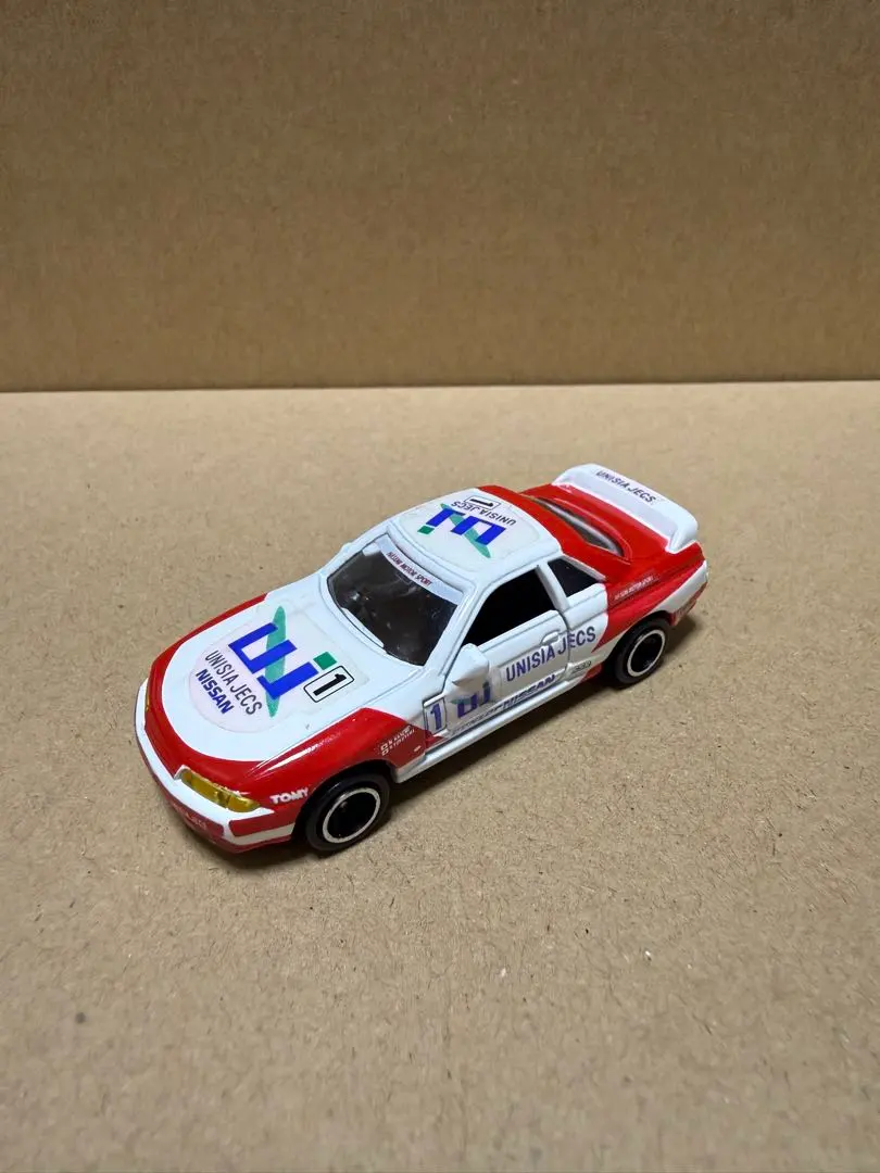 トミカ 日産 スカイラインR-32 GT-R UNSIA JECS 日本製