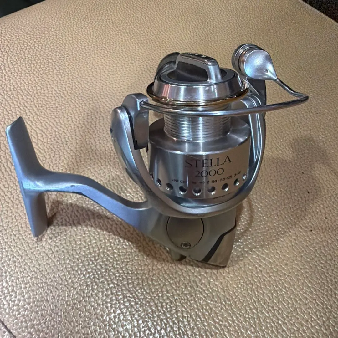 SHIMANO STELLA 2000 スピニングリール 本体