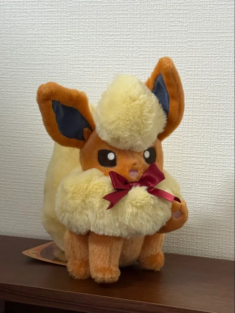 【新品】イーブイコレクション　ぬいぐるみ　ブースター