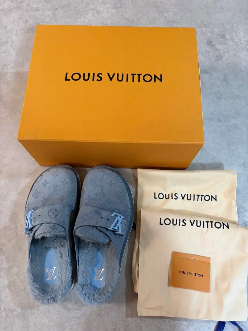 LOUIS VUITTON サンダル
