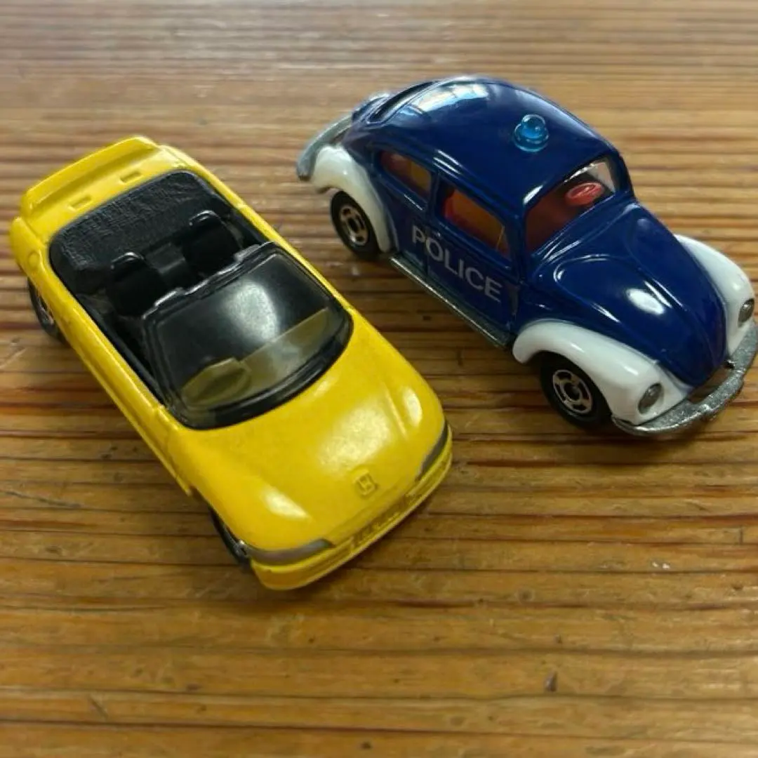 トミカ　フォルクスワーゲン パトカー　ホンダ　ビート　 日本製