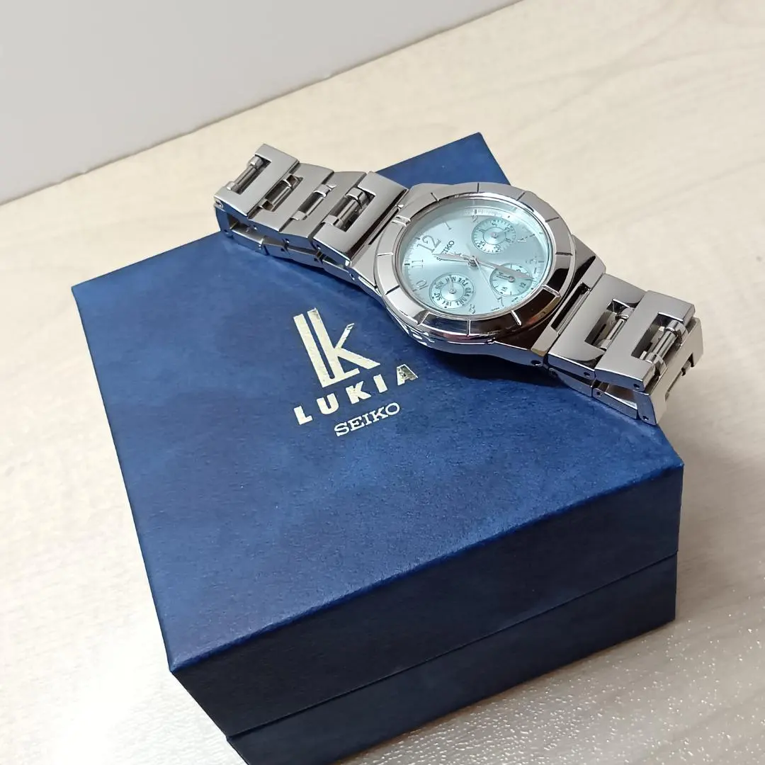 新品電池 SEIKO LUKIA 5Y89-0B30 アイスブルー レディース