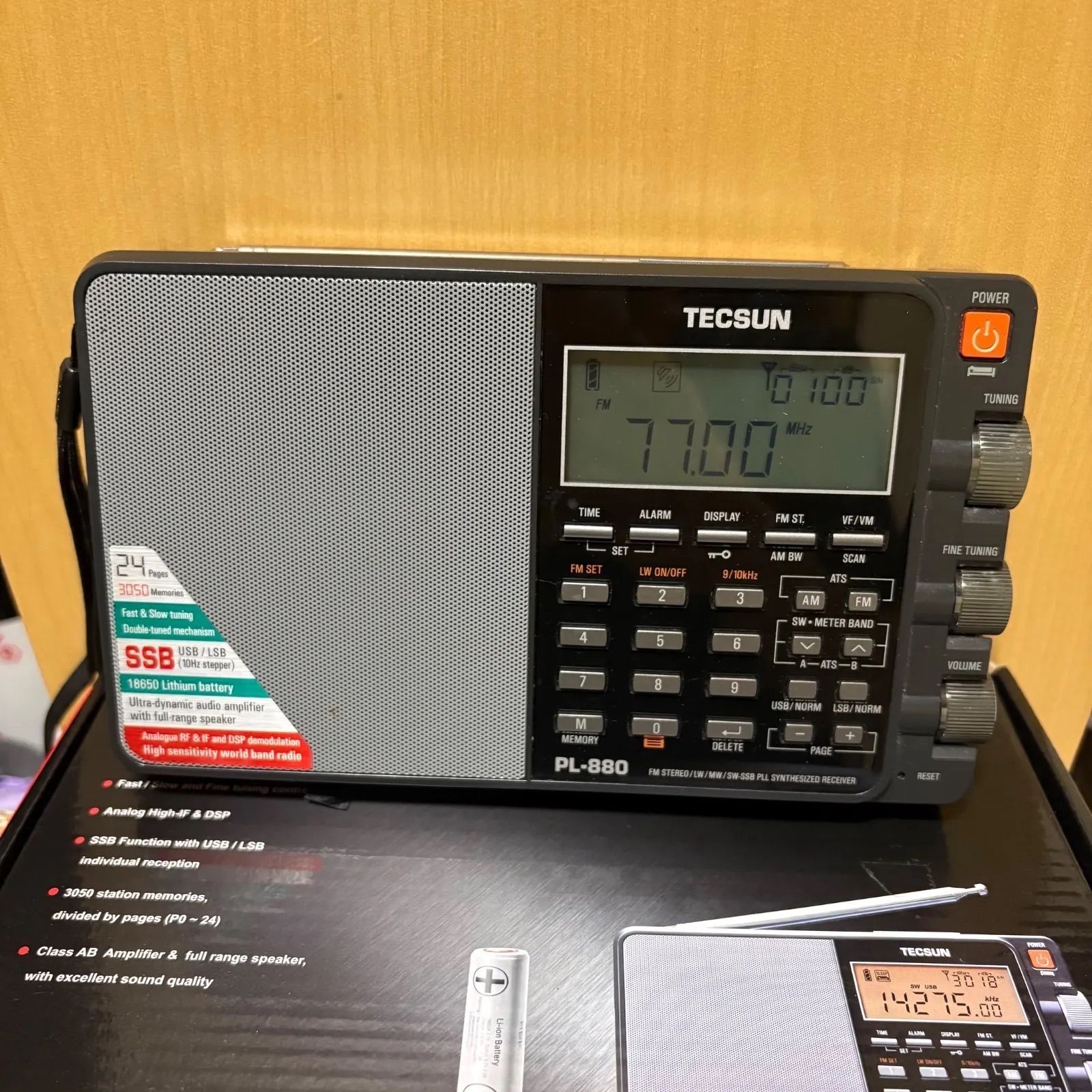 TECSUN PL-880高感度ワールドバントラジオ
