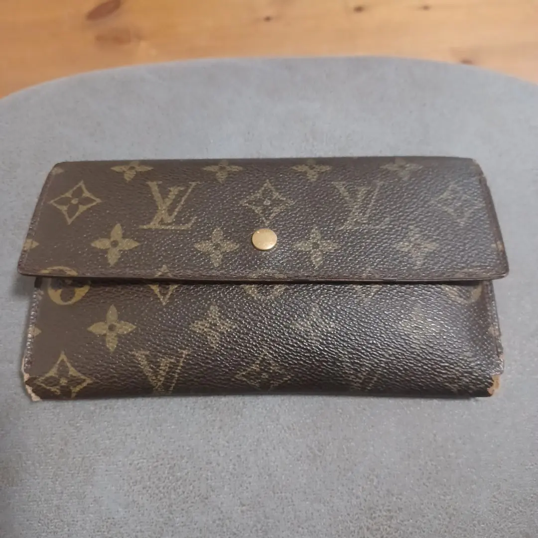 ルイヴィトン　モノグラム　LOUIS　VUITTON　　長財布