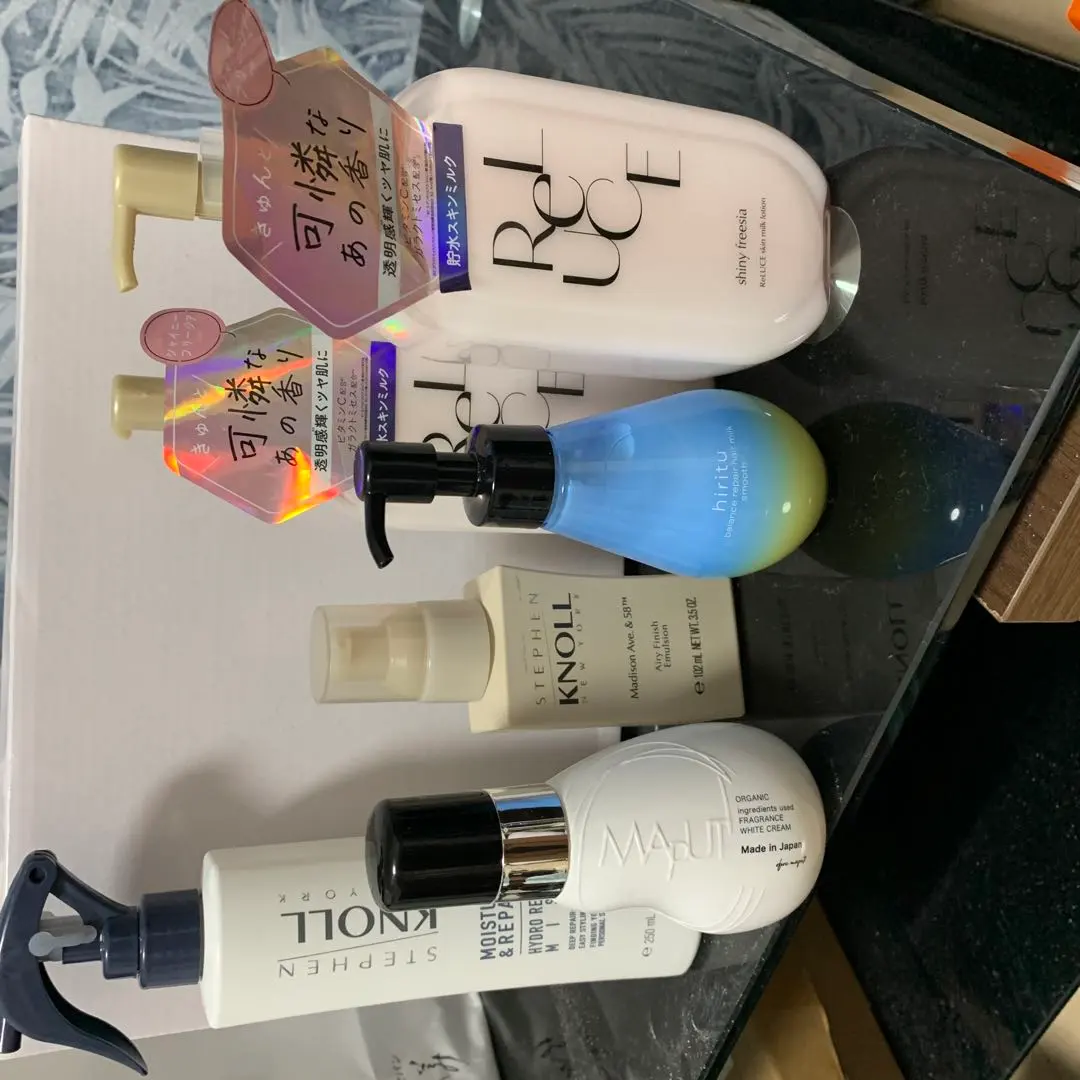 ヘアミスト　　　ボディークリーム　　デリケートゾーン美白クリーム