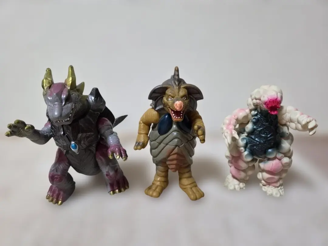 ウルトラマン 怪獣 ソフビ フィギュア 3体セット