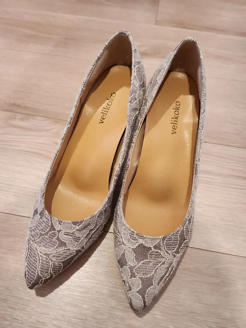 【美品】velikoko グレー レース パンプス
