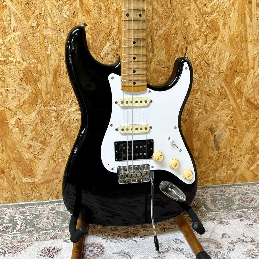FENDER JAPAN Eシリアル ST57 SSH仕様 スキャロップジャンク