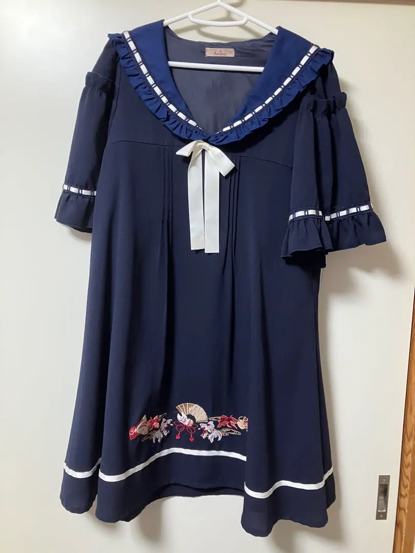 Amavel 金魚刺繍 ワンピース