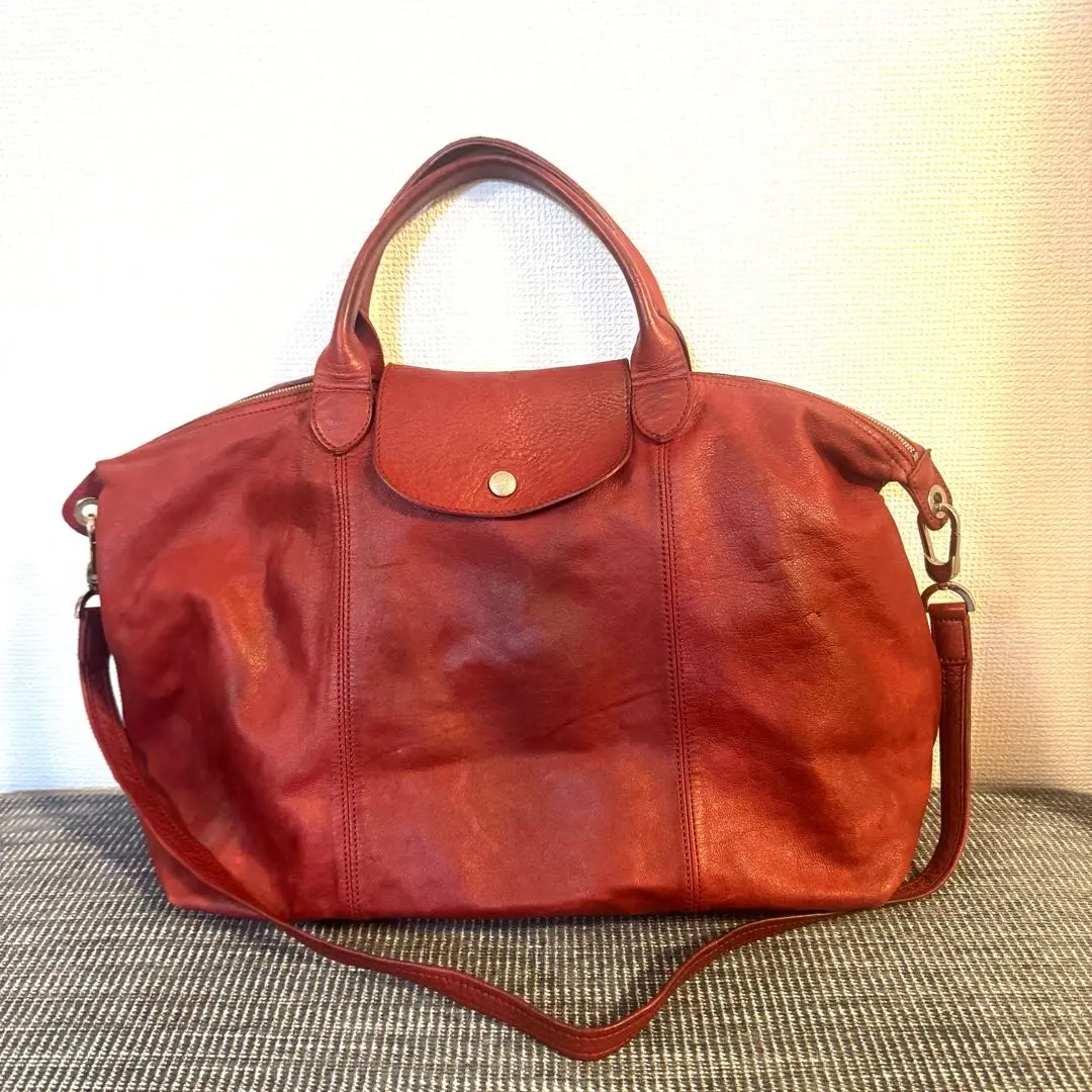 ロンシャン ル・プリアージュ キュイール 本革 赤