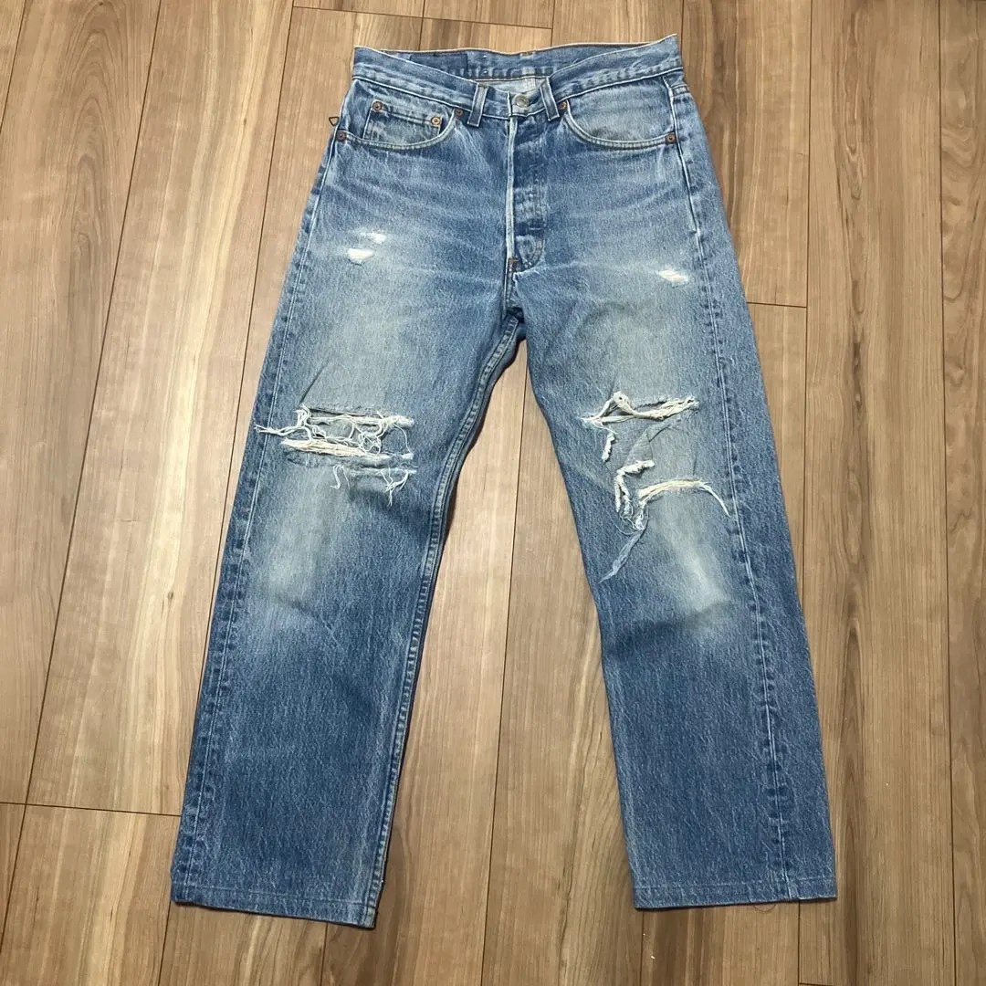 Levi's ライトブルー ストレートデニム