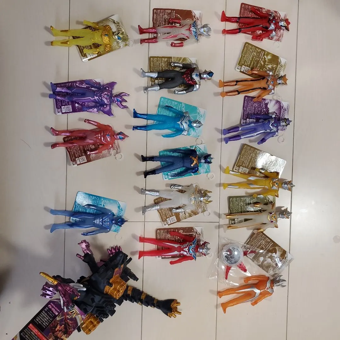 ウルトラマン 限定ソフビ(タグ、クリスタル付き) フィギュア セット