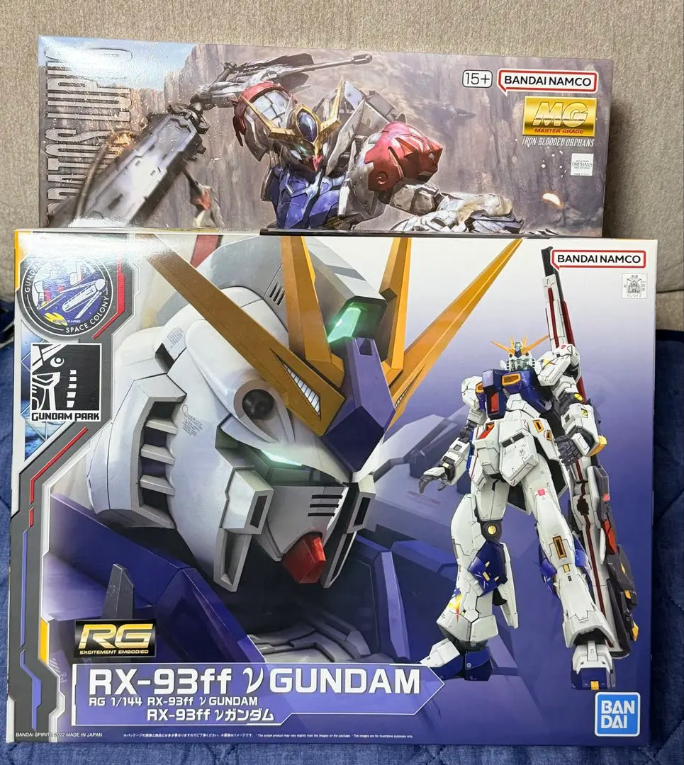 ガンプラ 2点　RG νガンダム （福岡限定）　MG ガンダムバルバトスルプス