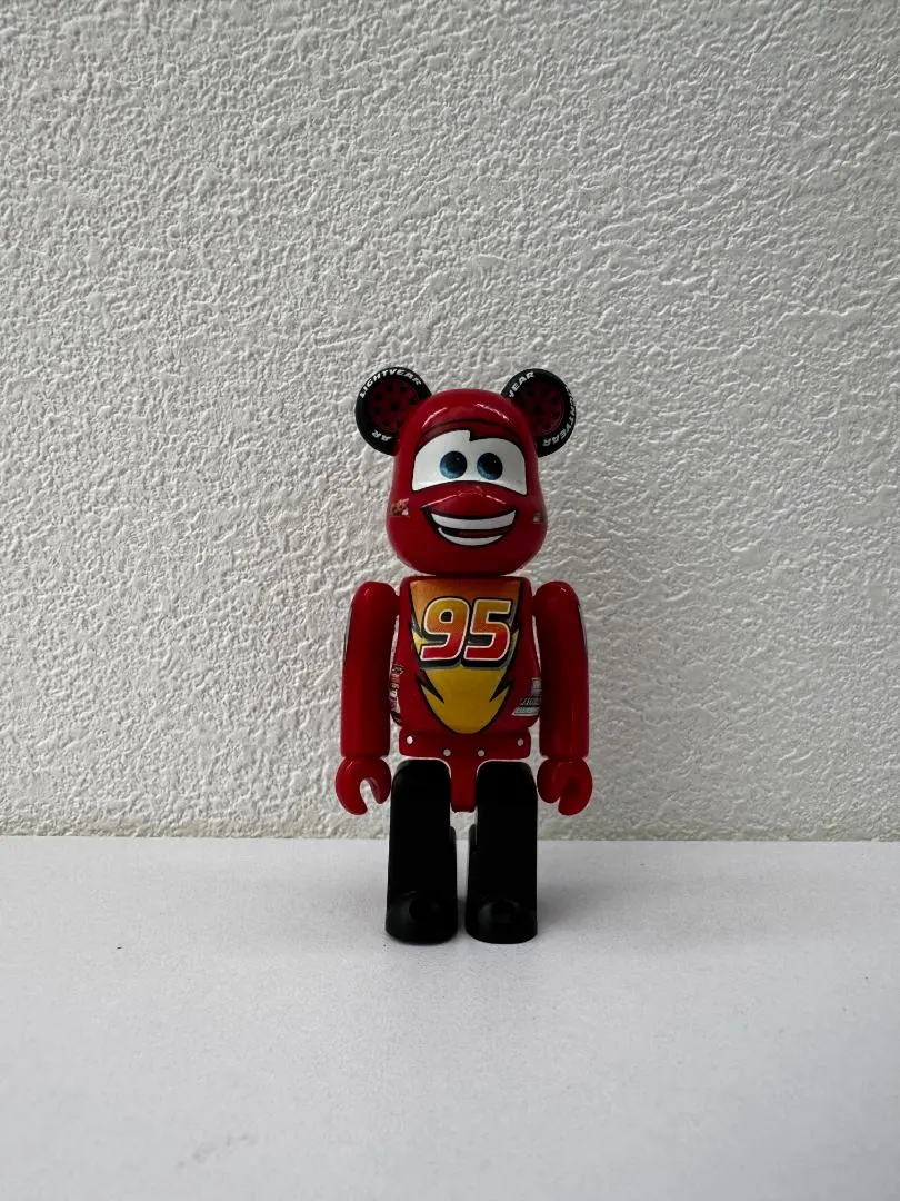 lightning maqueen bearbrick