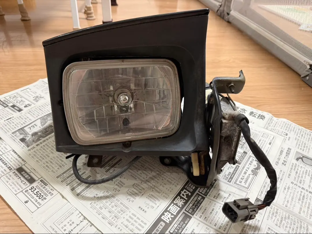 日産（ニッサン） 180SX 実働品　リトラクタブルヘッドライト　右　純正品