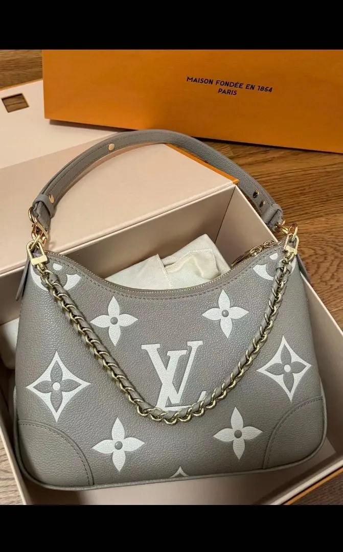 Louis Vuitton モノグラム ショルダーバッグ グレー