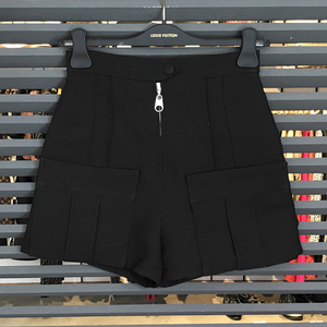 Louis Vuitton FLIRTY MINI-SHORTS 34 XS 12616